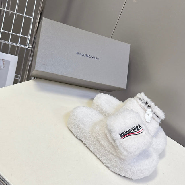 BALENCIAGA 25S SLIPPERS IN WHITE FAUX SHEARLING