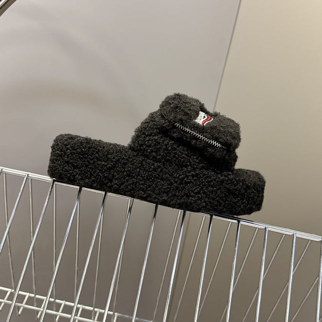 BALENCIAGA 25S SLIPPERS IN BLACK FAUX SHEARLING