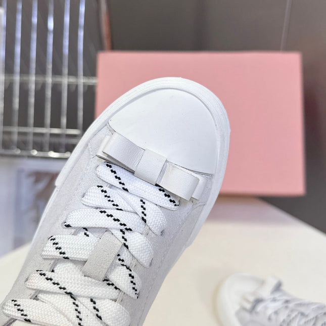 MIUMIU 25S SNEAKERS IN WHITE SUEDE