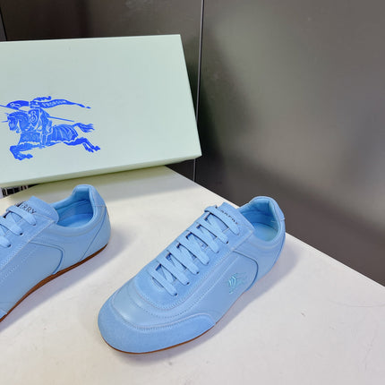BURBERRY 26S LOW TOP SNEAKERS IN BLUE CALFSKIN AND SUEDE