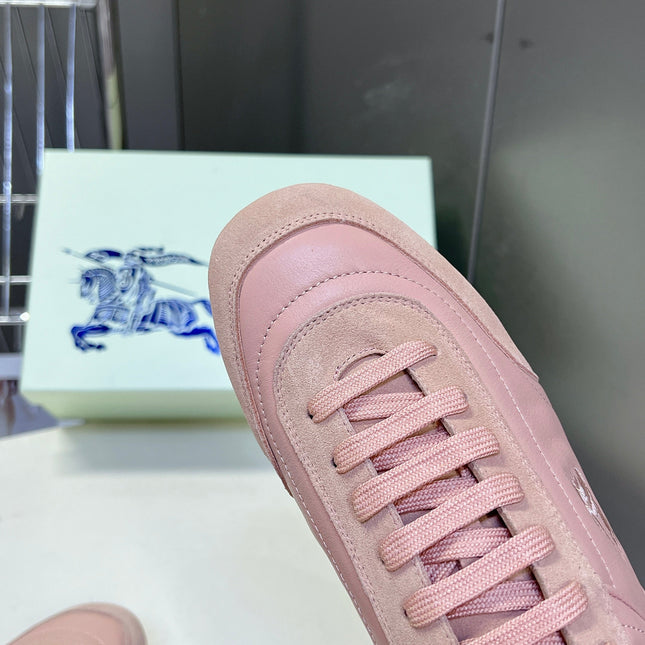 BURBERRY 26S LOW TOP SNEAKERS IN LIGHT PINK CALFSKIN AND SUEDE