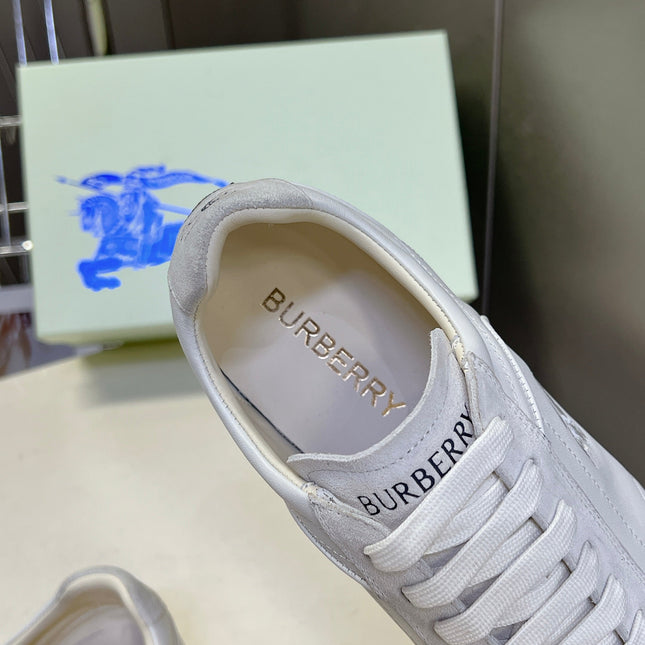 BURBERRY 26S LOW TOP SNEAKERS IN CREAM WHITE CALFSKIN AND SUEDE