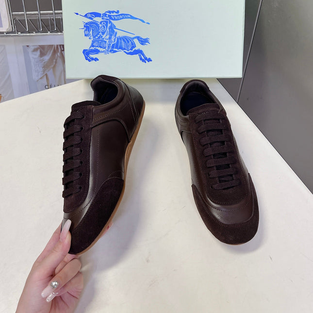 BURBERRY 26S LOW TOP SNEAKERS IN DARK BROWN CALFSKIN AND SUEDE