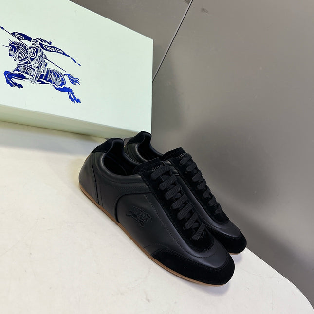 BURBERRY 26S LOW TOP SNEAKERS IN BLACK CALFSKIN AND SUEDE