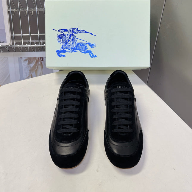BURBERRY 26S LOW TOP SNEAKERS IN BLACK CALFSKIN AND SUEDE