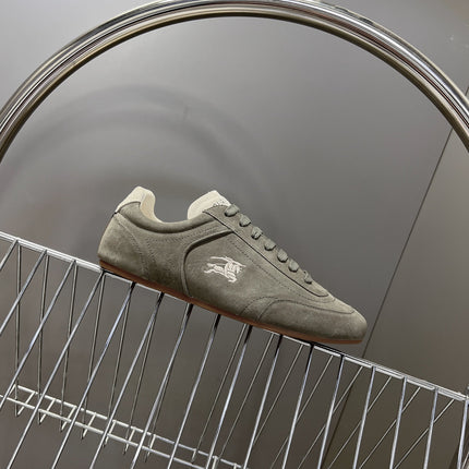 BURBERRY 26S LOW TOP SNEAKERS IN ASH GREY SUEDE