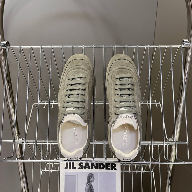 BURBERRY 26S LOW TOP SNEAKERS IN ASH GREY SUEDE