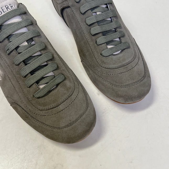 BURBERRY 26S LOW TOP SNEAKERS IN ASH GREY SUEDE