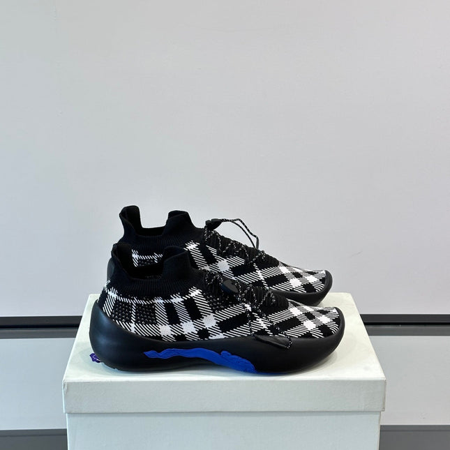 BURBERRY 26S CHECK KNIT SOCK SNEAKERS IN BLACK AND WHITE FABRIC