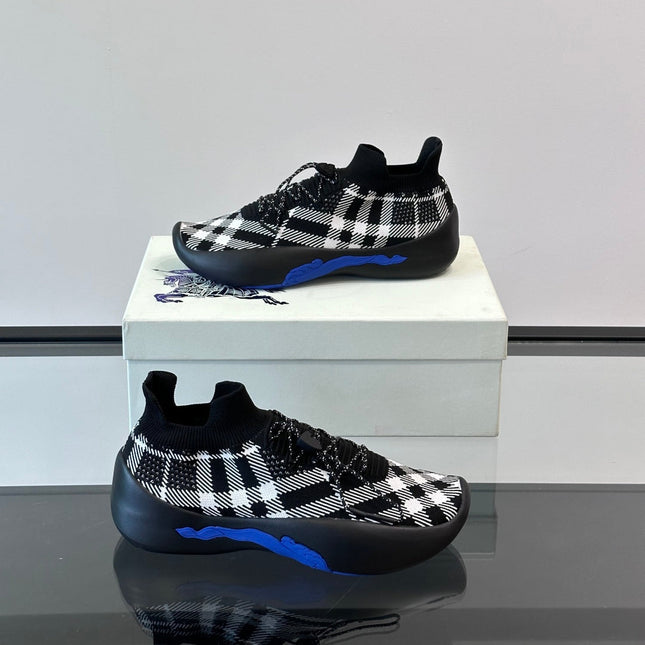 BURBERRY 26S CHECK KNIT SOCK SNEAKERS IN BLACK AND WHITE FABRIC