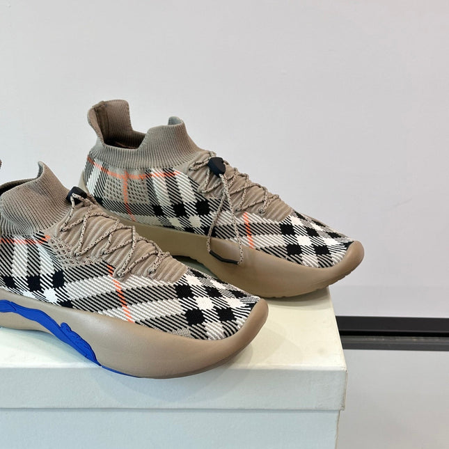 BURBERRY 26S CHECK KNIT SOCK SNEAKERS IN ARCHIVE BEIGE FABRIC