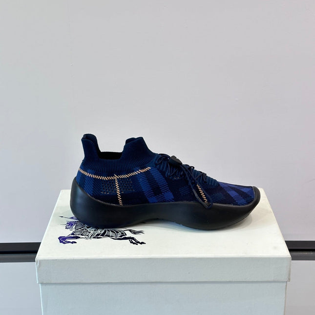 BURBERRY 26S CHECK KNIT SOCK SNEAKERS IN NAVY BLUE FABRIC