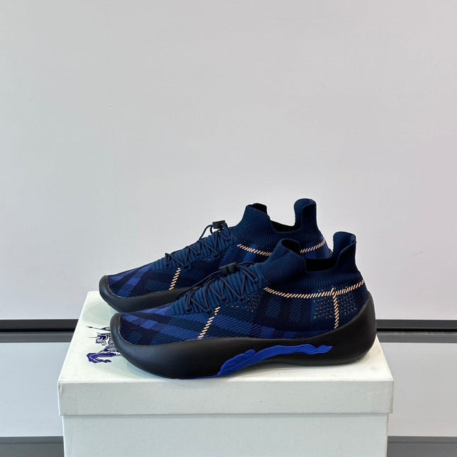 BURBERRY 26S CHECK KNIT SOCK SNEAKERS IN NAVY BLUE FABRIC