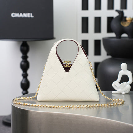 CHANEL 26S SHOPPING BAG MEDIUM 23 IN IVORY WHITE LAMBSKIN GOLD HARDWARE