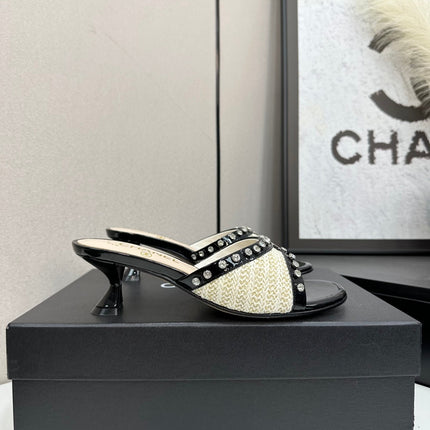 CC HIGH HEEL 25S 50 MM IN WHITE AND LIGHT BEIGE RAFFIA WITH CRYSTALS