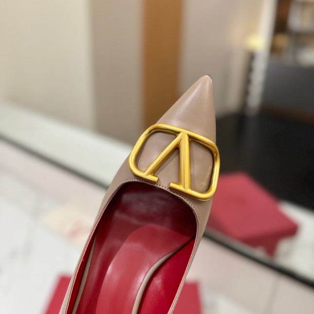 VALENTINO 26S HIGH HEELS 75 MM IN BEIGE SMOOTH CALFSKIN WITH GOLD HARDWARE