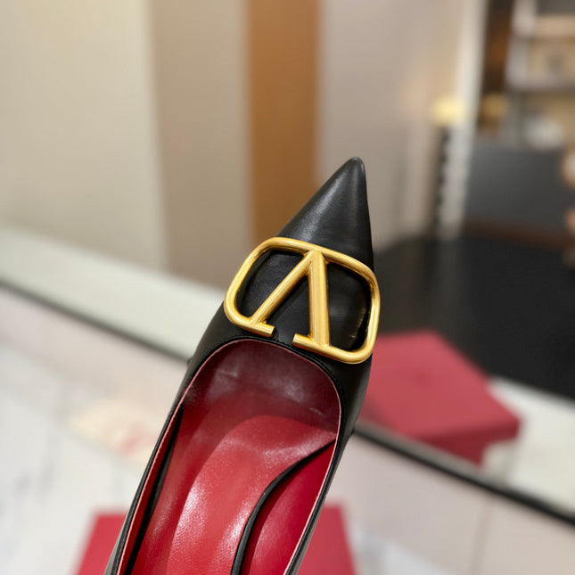 VALENTINO 26S HIGH HEELS 75 MM IN BLACK SMOOTH CALFSKIN WITH GOLD HARDWARE