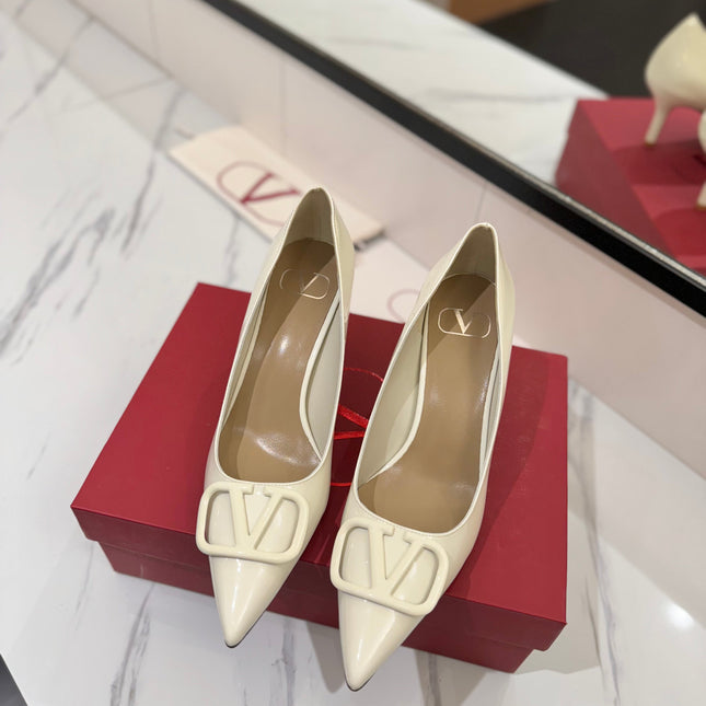 VALENTINO 26S HIGH HEELS 75 MM IN CREAM WHITE PATENT CALFSKIN