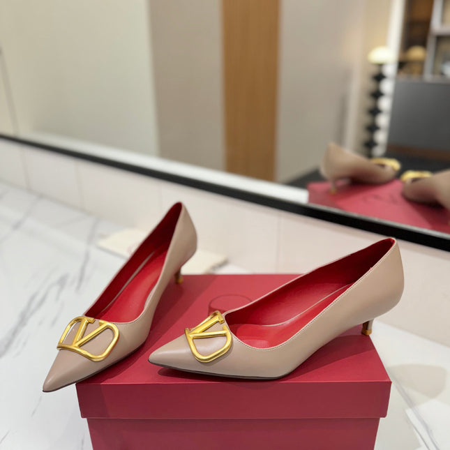 VALENTINO 26S HIGH HEELS 45 MM IN BEIGE SMOOTH CALFSKIN WITH GOLD HARDWARE
