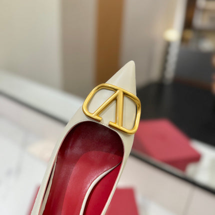 VALENTINO 26S HIGH HEELS 45 MM IN CREAM WHITE SMOOTH CALFSKIN WITH GOLD HARDWARE