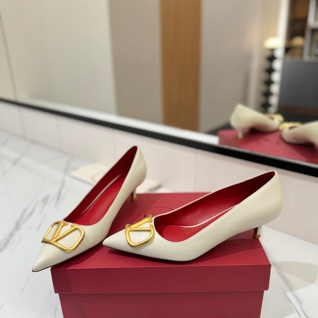 VALENTINO 26S HIGH HEELS 45 MM IN CREAM WHITE SMOOTH CALFSKIN WITH GOLD HARDWARE