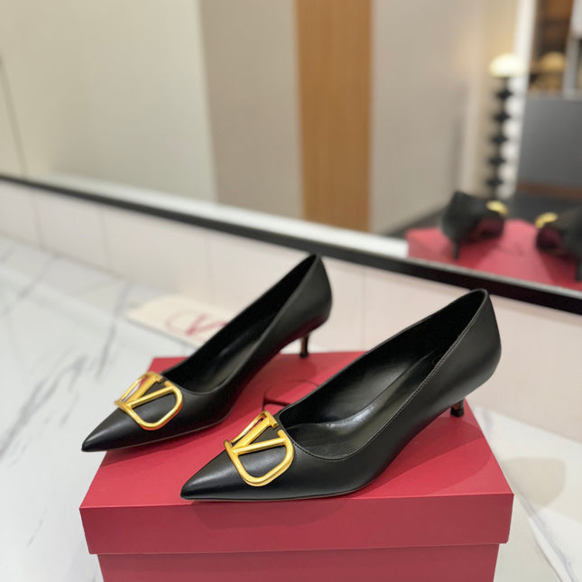 VALENTINO 26S HIGH HEELS 45 MM IN BLACK SMOOTH CALFSKIN WITH GOLD HARDWARE