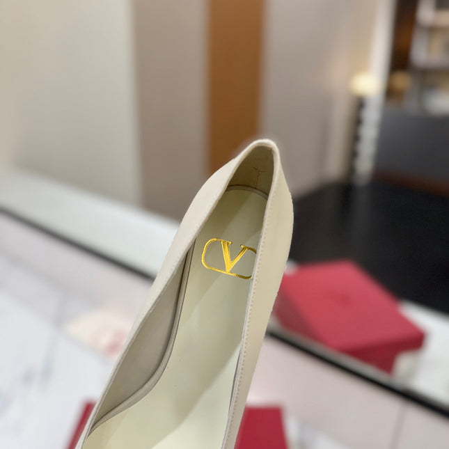 VALENTINO 26S HIGH HEELS 45 MM IN CREAM WHITE SMOOTH CALFSKIN