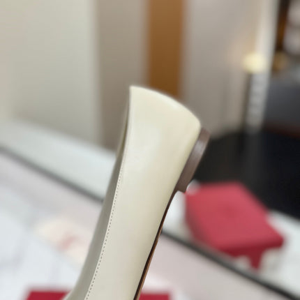 VALENTINO 26S BALLET FLATS IN CREAM WHITE SMOOTH CALFSKIN