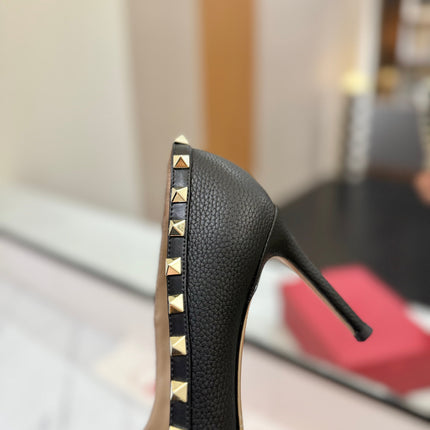 VALENTINO 26S STUDDED HIGH HEELS 90 MM IN BLACK CALFSKIN