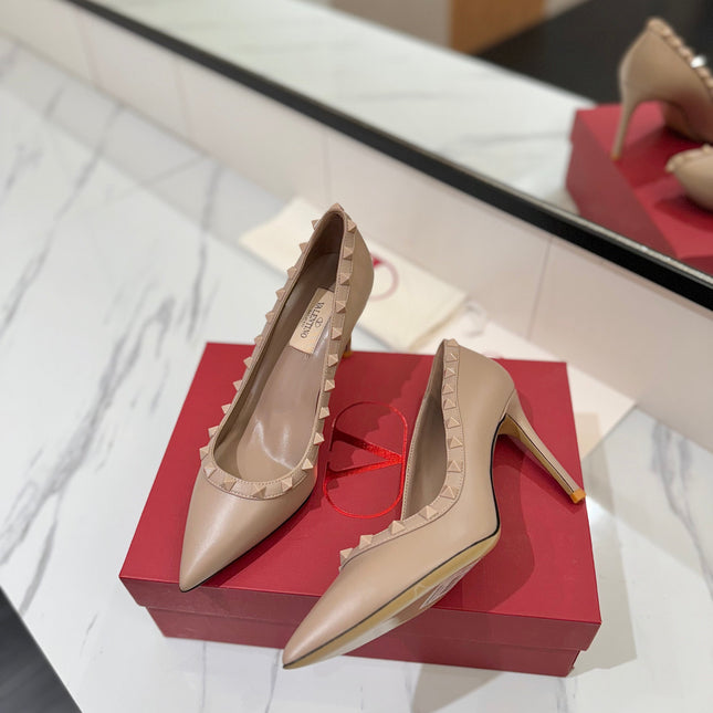 VALENTINO 26S STUDDED HIGH HEELS 90 MM IN MATTE NUDE CALFSKIN
