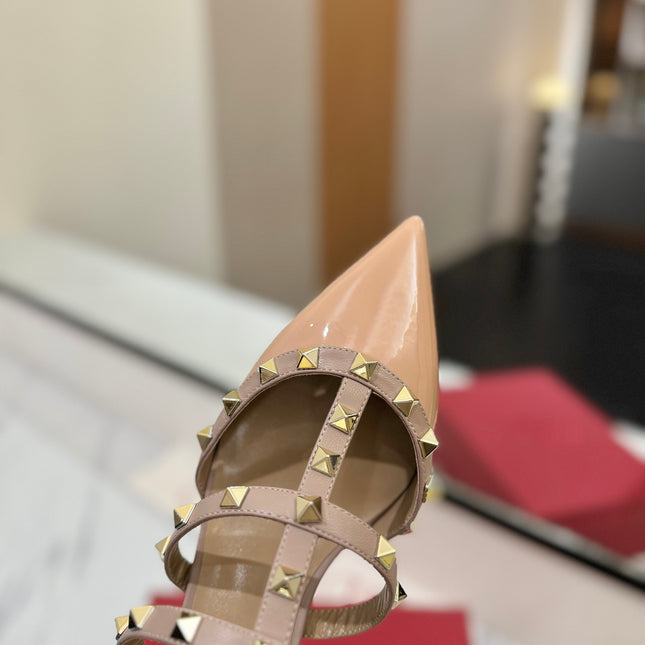 VALENTINO 26S STUDDED HEELED MULES 50 MM IN BEIGE PINK PATENT CALFSKIN