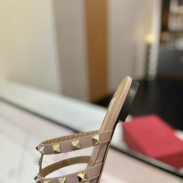 VALENTINO 26S STUDDED FLAT MULES IN WHITE PATENT CALFSKIN