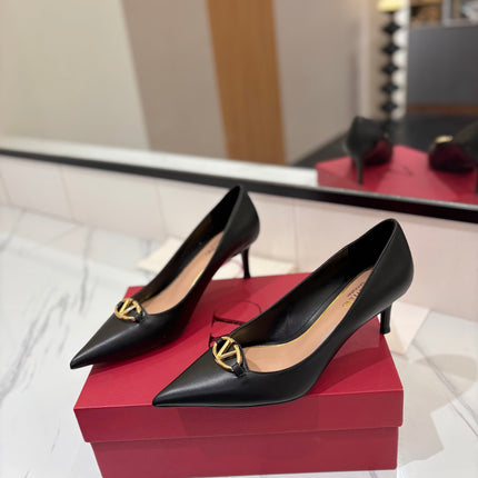 VALENTINO 26S POINTED-TOE PUMPS 65 MM IN BLACK SMOOTH CALFSKIN