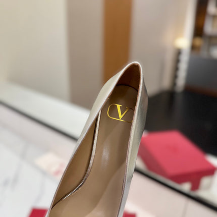 VALENTINO 26S HIGH HEELS 45 MM IN METALLIC SILVER CALFSKIN WITH VLOGO CRYSTAL