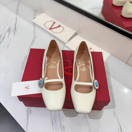 VALENTINO 26S MARY JANE FLATS IN WHITE CALFSKIN WITH CRYSTAL FLOWER