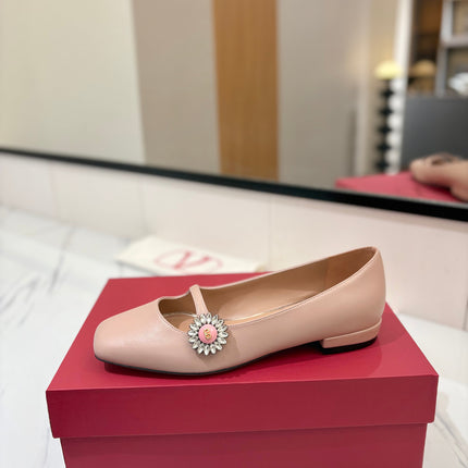 VALENTINO 26S MARY JANE FLATS IN NUDE PINK CALFSKIN WITH CRYSTAL FLOWER