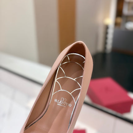 VALENTINO 26S MARY JANE FLATS IN NUDE PINK CALFSKIN WITH CRYSTAL FLOWER