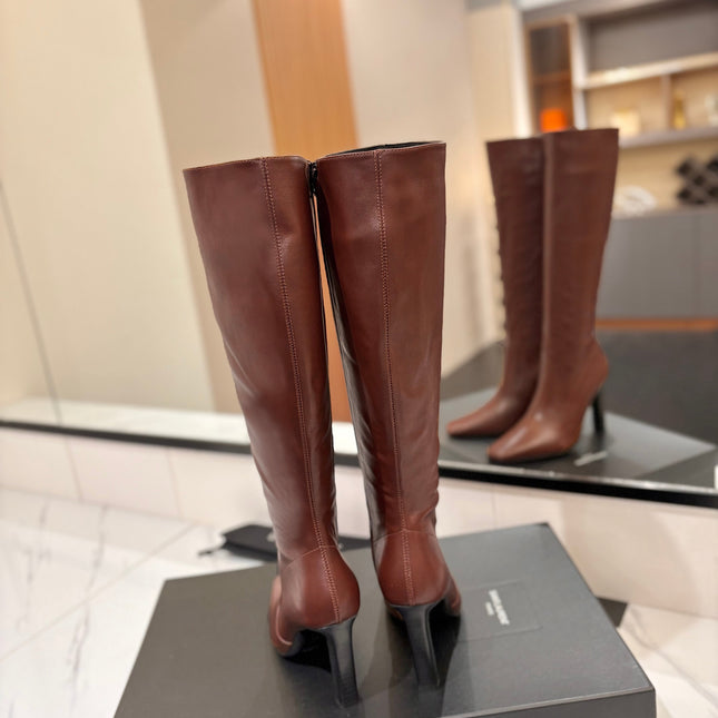 YSL 26S KNEE-HIGH BOOTS 95 MM IN BROWN CALFSKIN