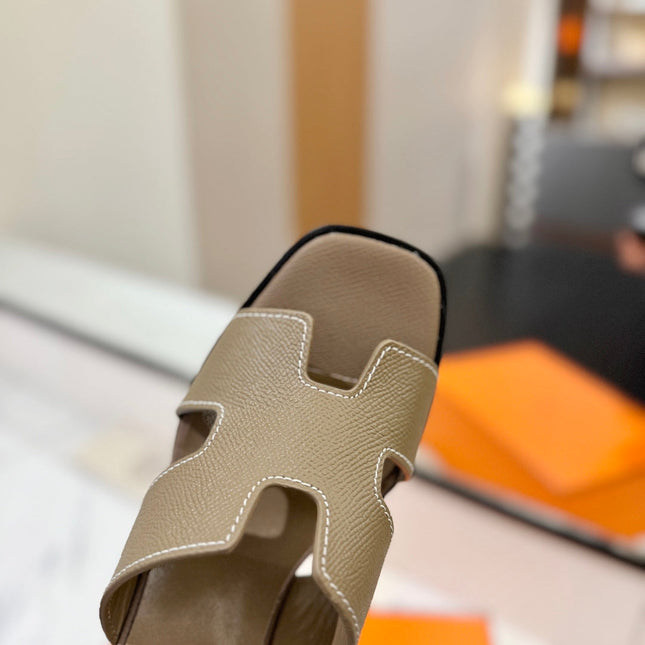 HM 26S HELIA SANDAL 70MM IN OLIVE BROWN EPSOM CALFSKIN