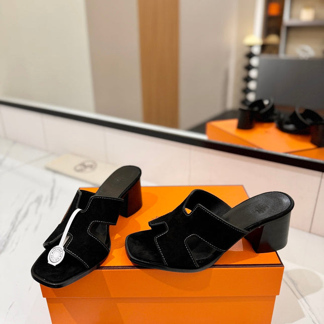 HM 26S HELIA SANDAL 70MM IN BLACK SUEDE