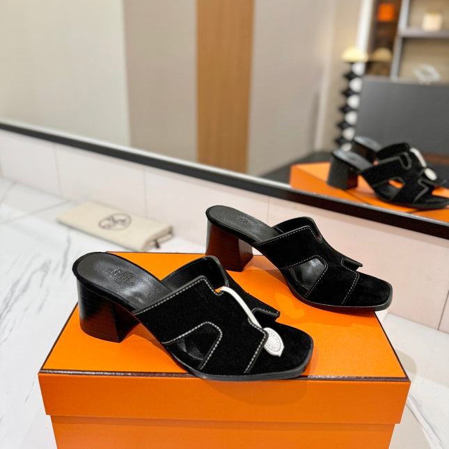 HM 26S HELIA SANDAL 70MM IN BLACK SUEDE