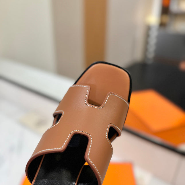 HM 26S HELIA SANDAL 70MM IN BROWN AND BLACK CALFSKIN