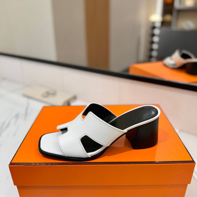 HM 26S HELIA SANDAL 70MM IN WHITE AND BLACK CALFSKIN