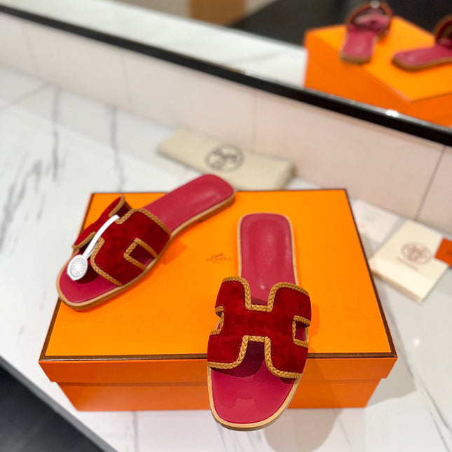 HM 26S ORAN SANDALS IN DARK RED SUEDE WITH TAN BOWN BRAIDED TRIM