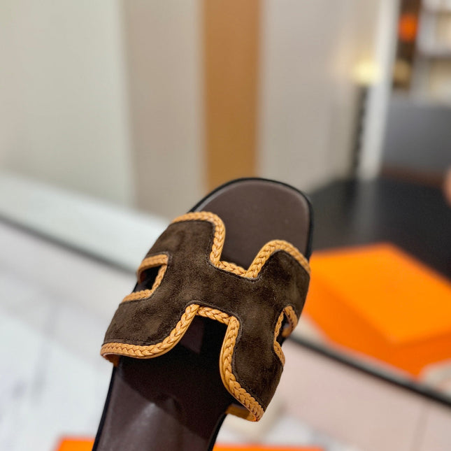 HM 26S ORAN SANDALS IN DARK BROWN SUEDE WITH TAN BOWN BRAIDED TRIM