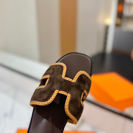 HM 26S ORAN SANDALS IN DARK BROWN SUEDE WITH TAN BOWN BRAIDED TRIM