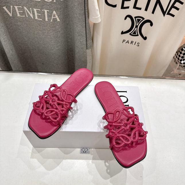 LOEWE 26S PETAL ANAGRAM SLIDE IN DARK ROSE PINK CALFSKIN