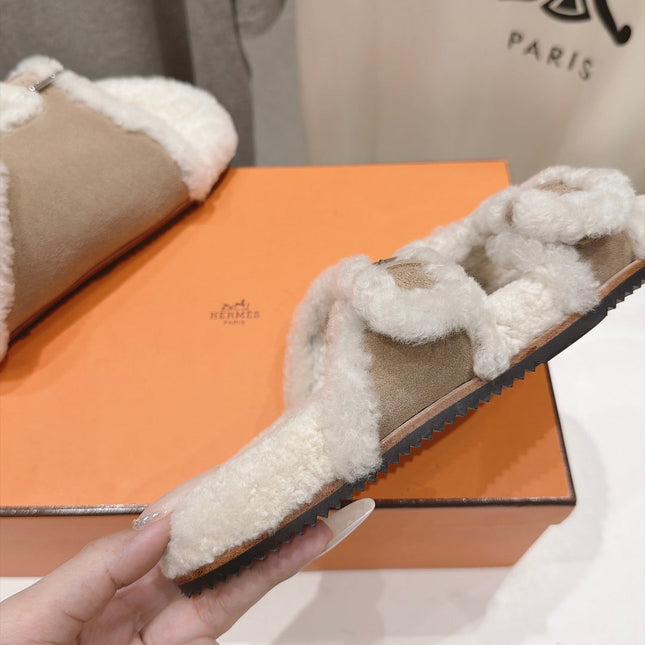HM 26S CHYPRE SANDALS IN BEIGE SUEDE AND CREAM WHITE WOOL