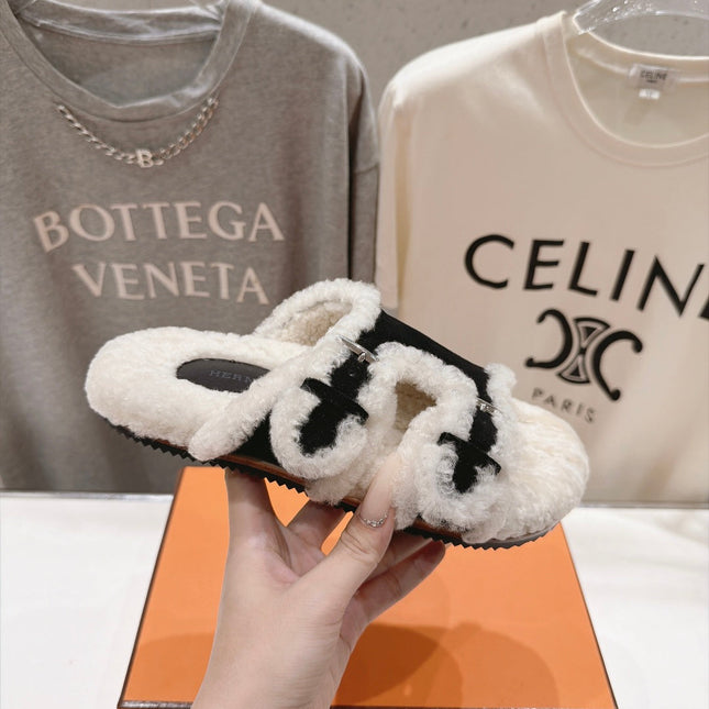 HM 26S CHYPRE SANDALS IN BLACK SUEDE AND CREAM WHITE WOOL