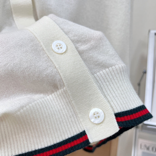 GUCCI 26S V-NECK KNIT CARDIGAN 326